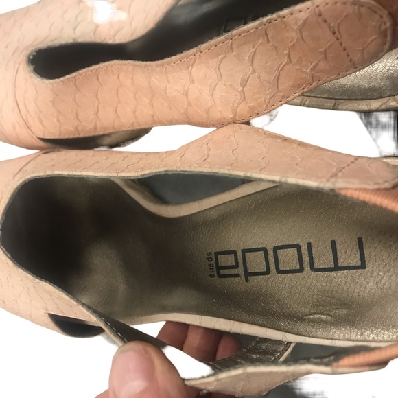 Women’s High Heel Sandals - Picture 7 of 10